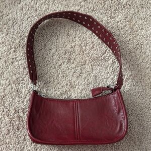 Elegant Red Leather Shoulder Bag
